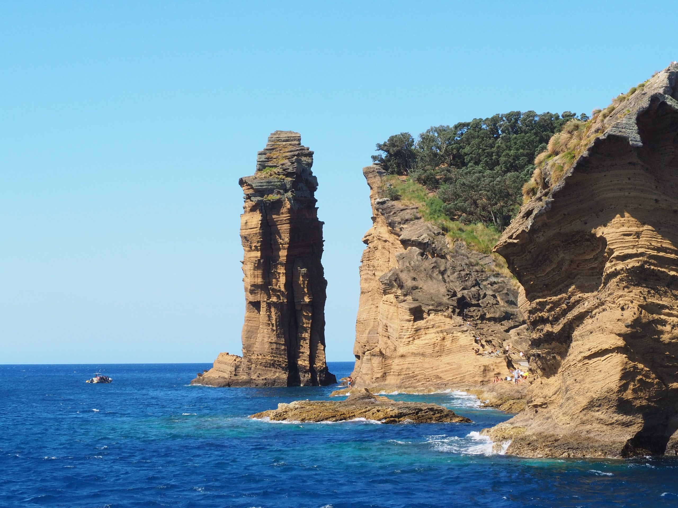 David Rodrigues | Farilhão, the rocky tower