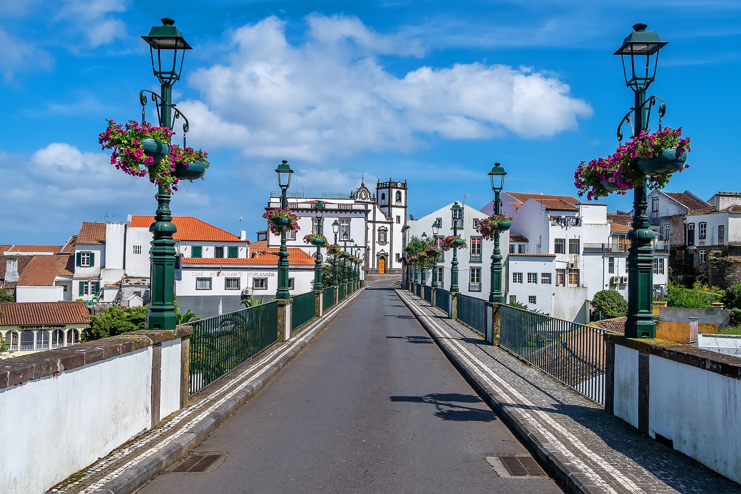 David Rodrigues | The town of Nordeste passing up the 7 Arches bridge.