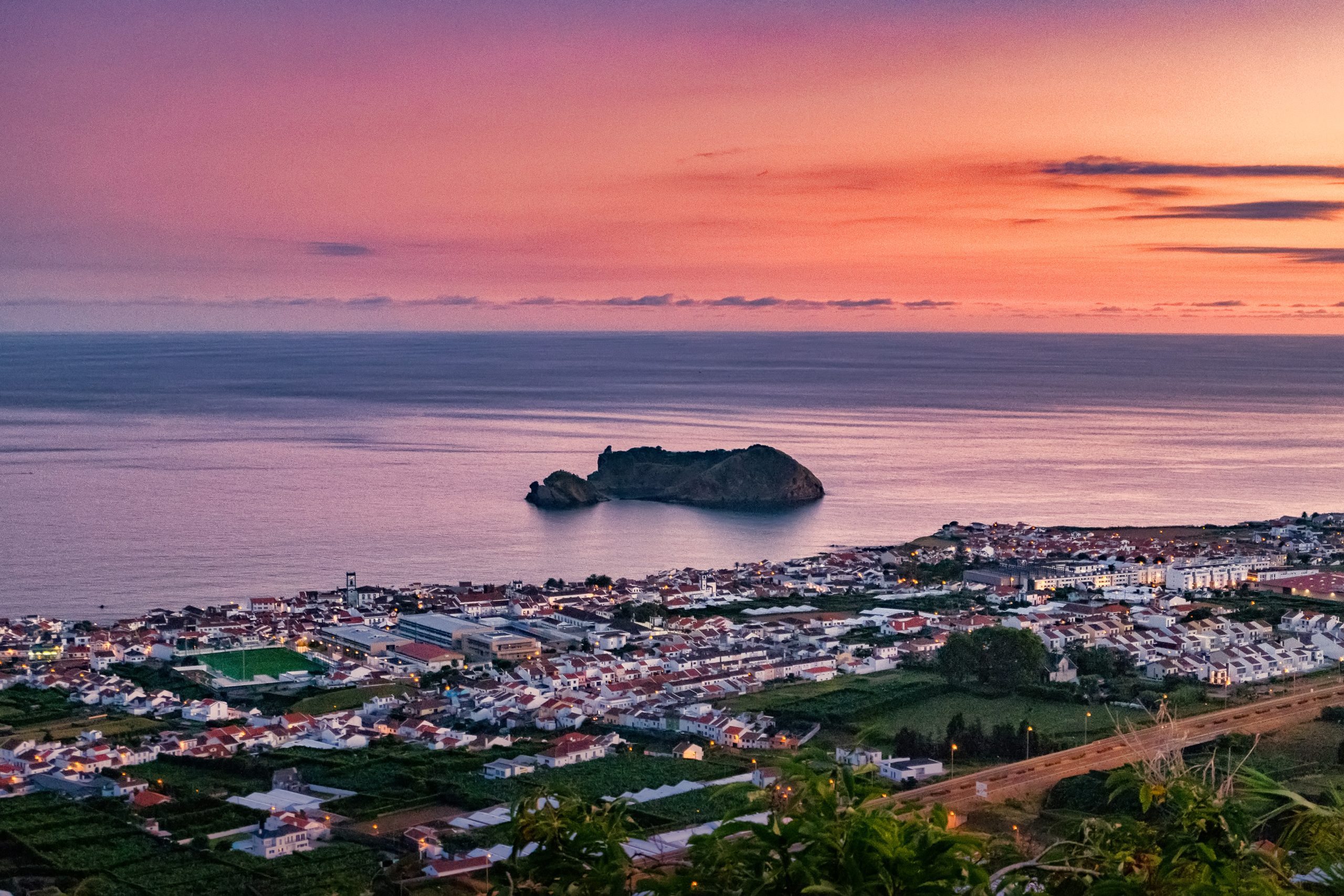 David Rodrigues | Ilhéu de Vila Franca during sunset 