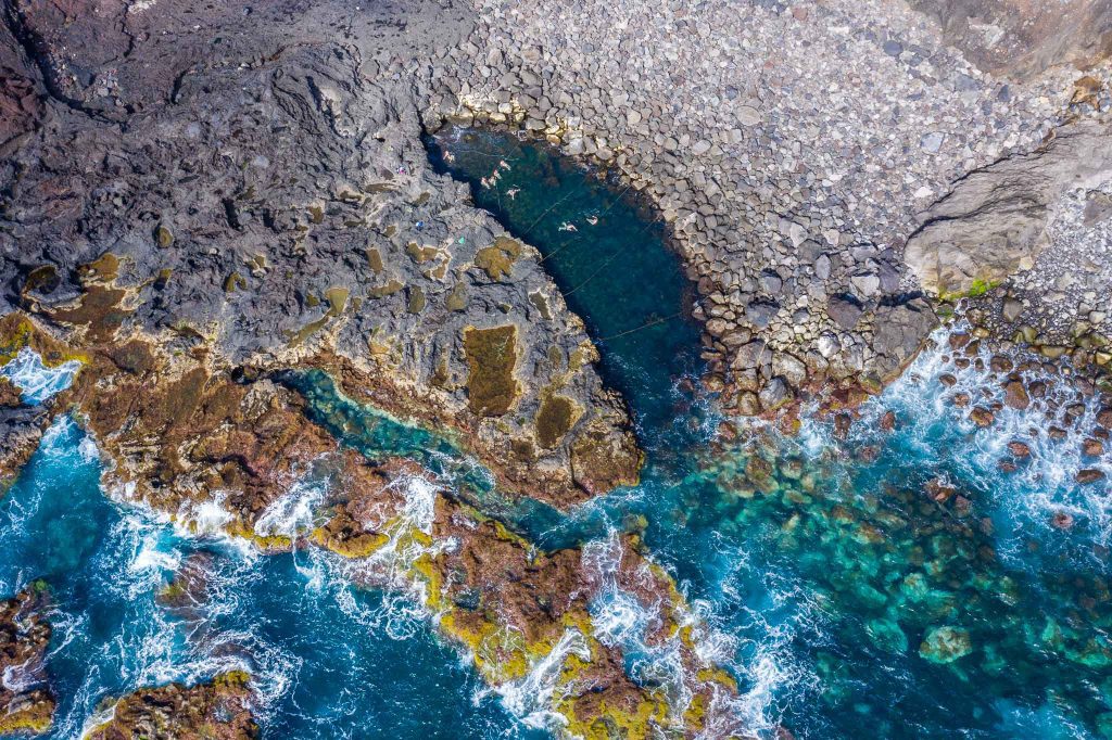 Enrico Pescantini | Swimming at the hot springs of Ponta da Ferraria