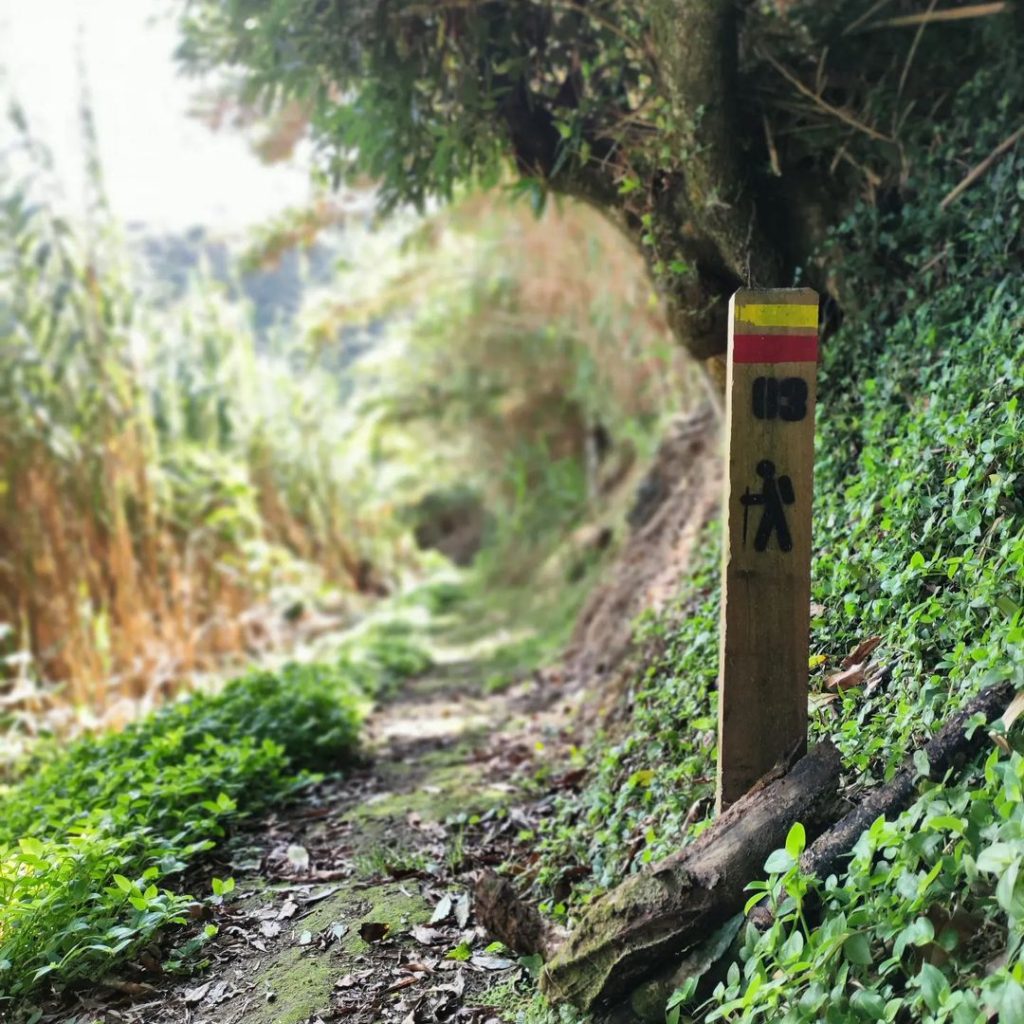 @christoph_aussieker | Hiking to Poço Azul