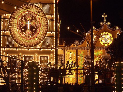 Mary Anne Melo | Beautiful lighting of the Sanctuary of Senhor Santo Cristo dos Milagres 